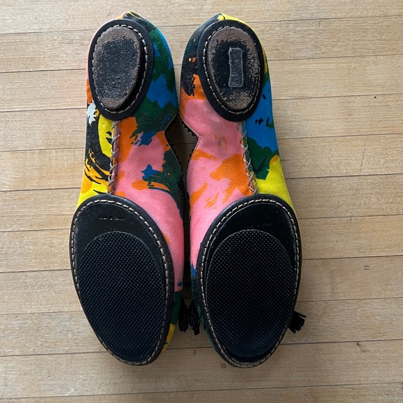 Colorful Women's Flats with Bow Detail - Picture 2 of 8